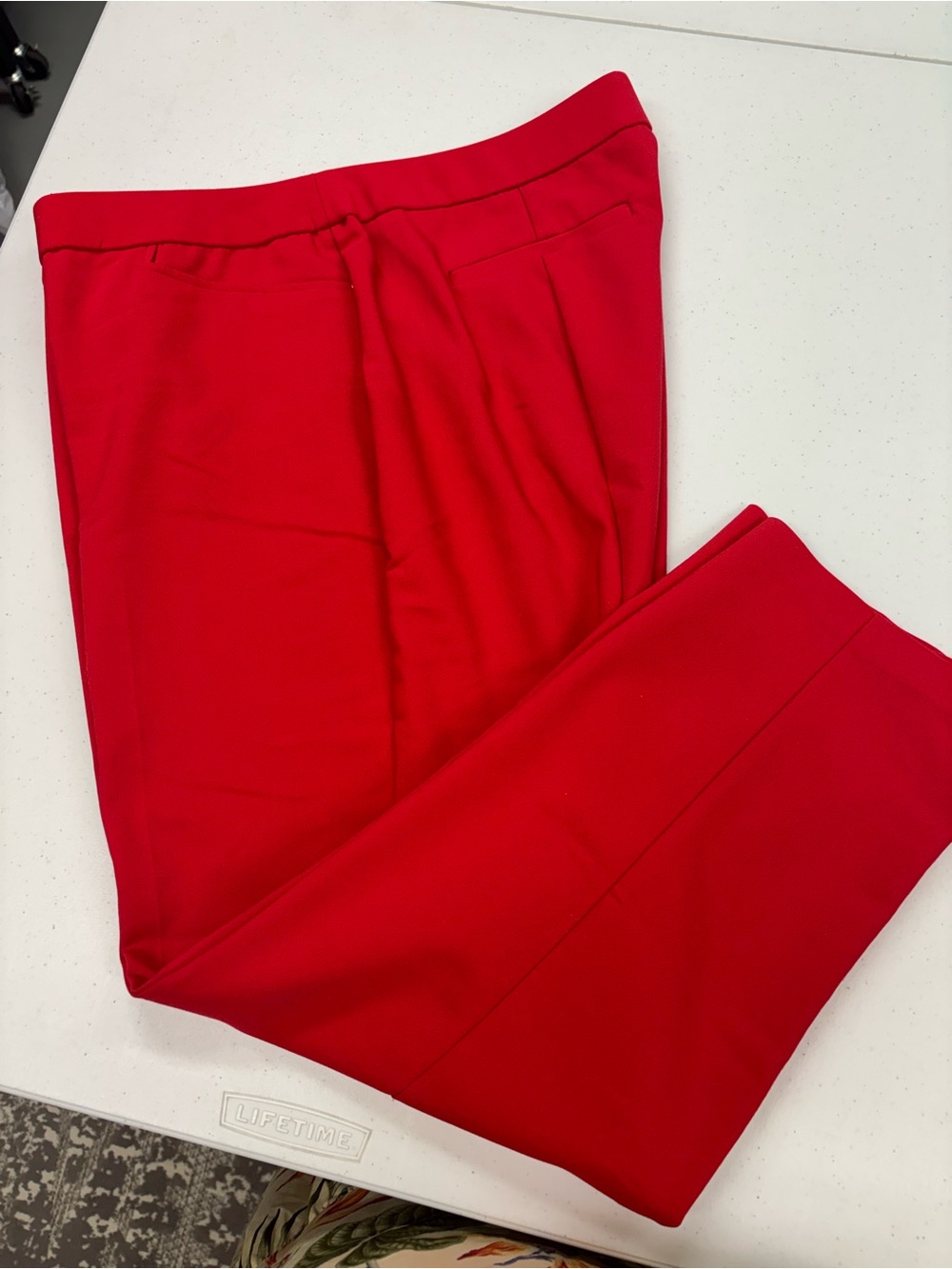 RAFAELLA PANTS  WOMEN SIZE 16  RED
50% COTTON 45% POLYESTER 3% ELASTANE